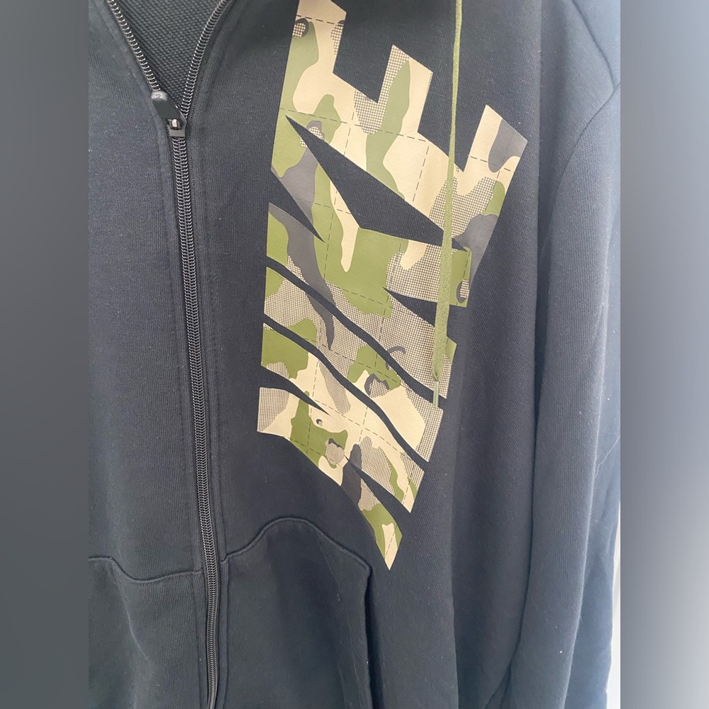 Mens Nike Black And Camouflage Full Zip Hooded Sweater Size XL - Picture 2 of 6